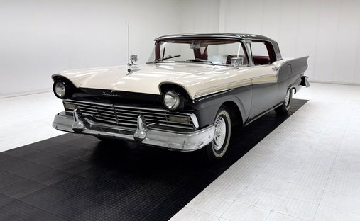 33 450 Miles/50 Year Family Owned/312ci 4bbl V8/Ford-O-Matic/New Brake Lines in Morgantown, United States 1