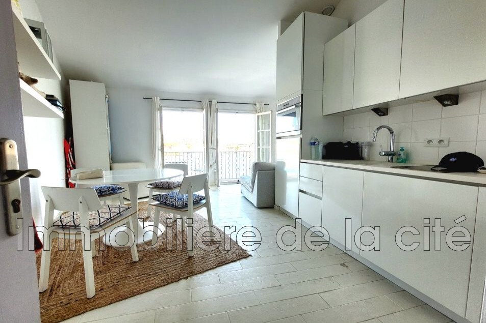 Apartment in Grimaud, Provence-Alpes-Côte d'Azur, France 1 - 18125887