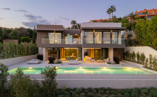 Villa in Benahavis, Andalusia, Spain 1