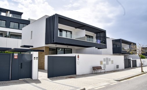 Haus in Estepona, Andalusien, Spanien 1