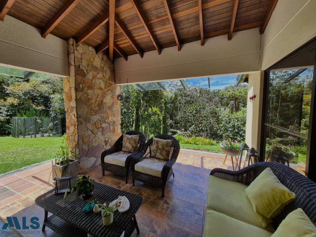 House in Envigado, Retiro, Colombia 2 - 18125790