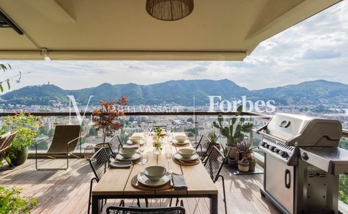 Villa in Garzola-Civiglio, Como, Lombardy 1