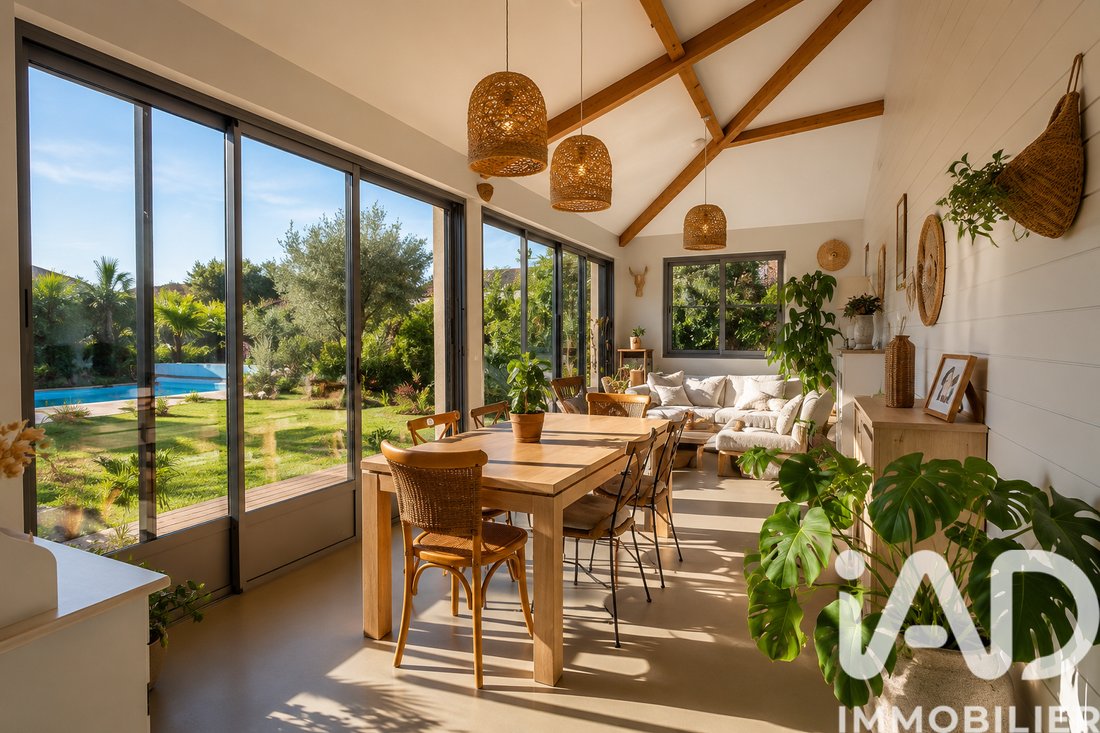 House in Balaruc-les-Bains, Occitania, France 2 - 17980843