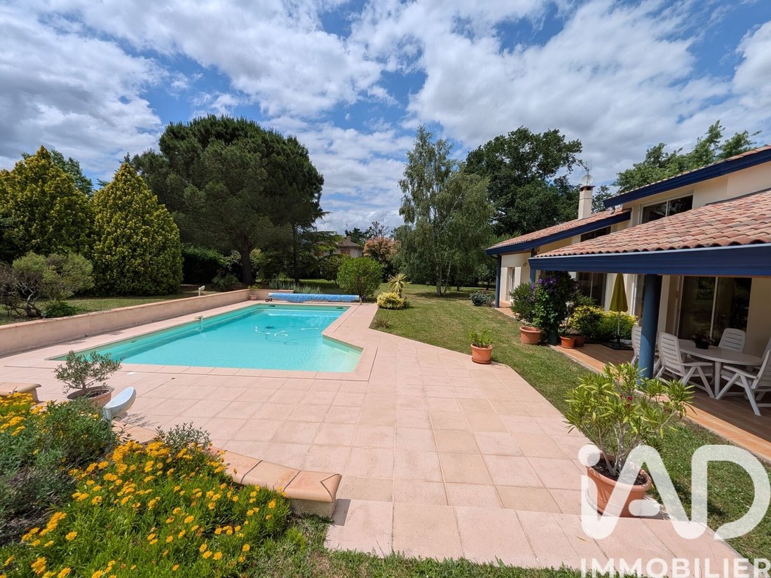 House in Sud, Saint-Jean, France 2 - 18130487