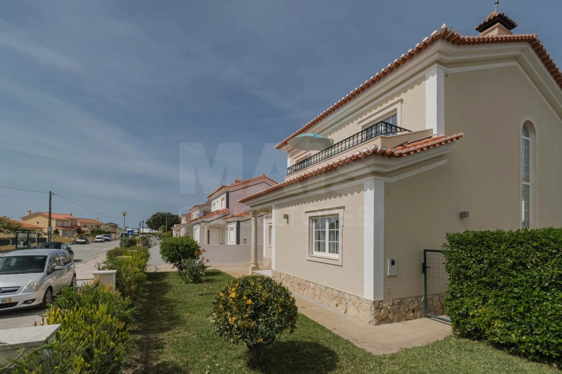 Villa in Silveira, Lisbon, Portugal 3 - 18126162