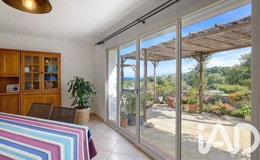 House in Est, Banyuls-sur-Mer, France 1