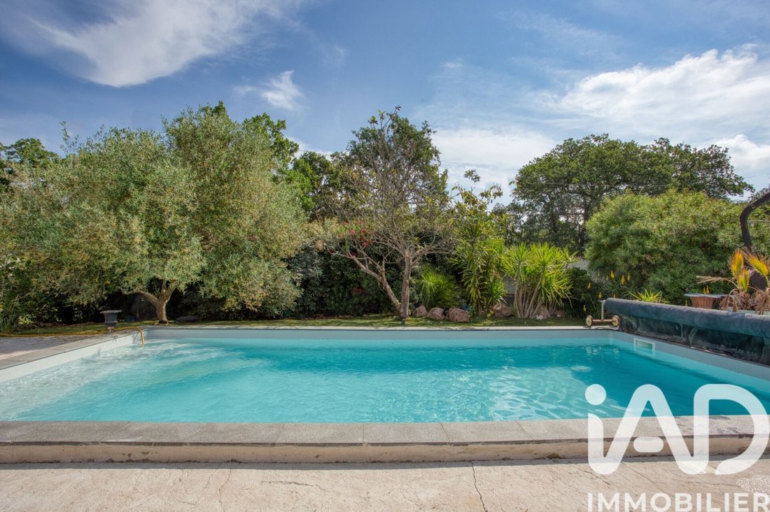 House in Les Mayons, Provence-Alpes-Côte d'Azur, France 4 - 18130716