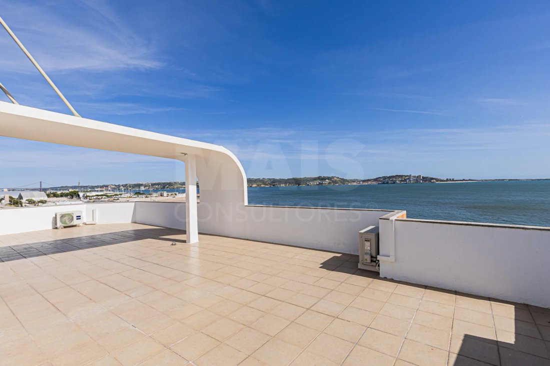 Wohnung in Algés, Lissabon, Portugal 1 - 18080237