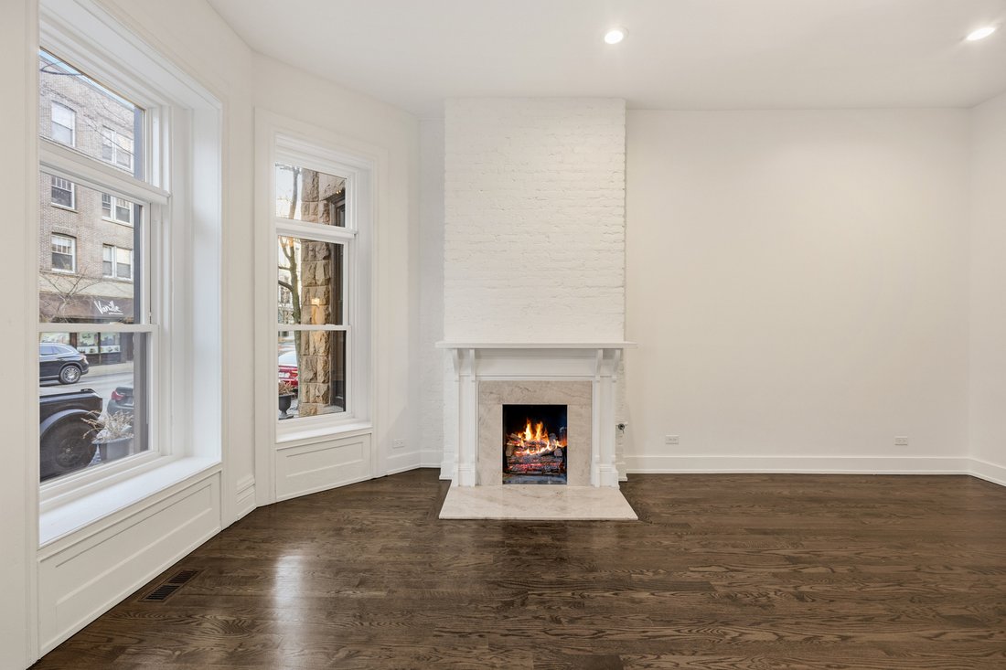 House in Chicago, Illinois, United States 3 - 18126215