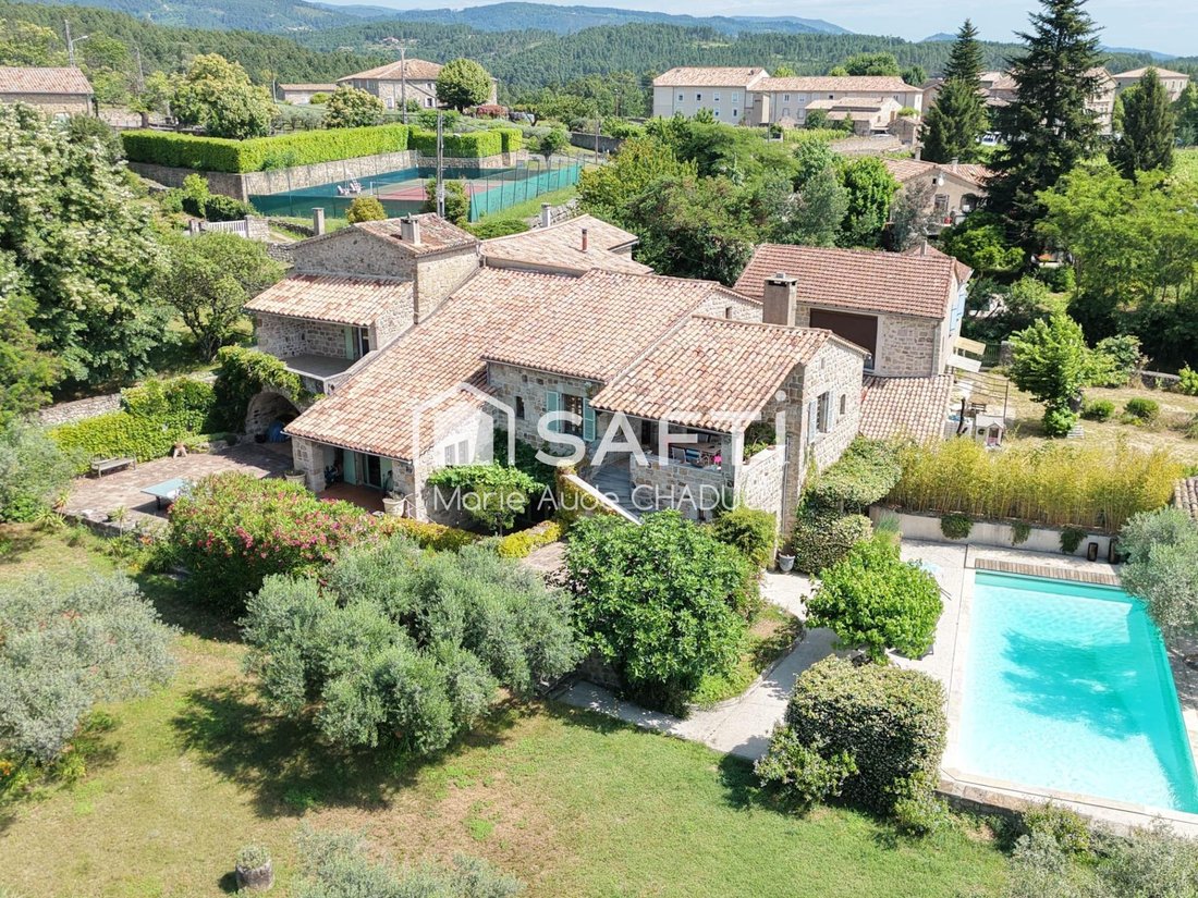House in Payzac, Auvergne-Rhône-Alpes, France 1 - 16218535