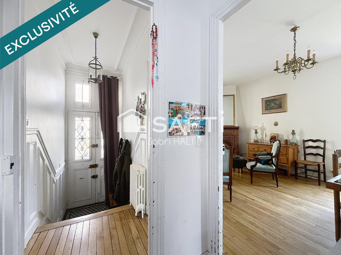 Maison à Hôtel de Ville, Courbevoie, France 5 - 18127014