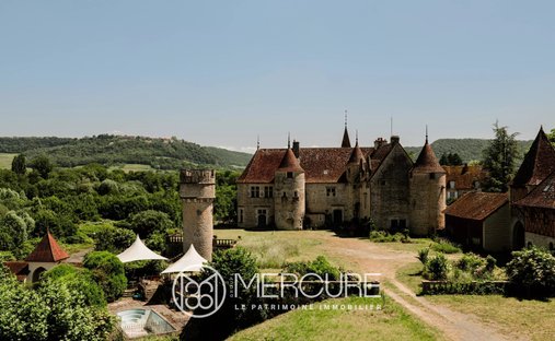 Castello a Domblans, Borgogna-Franca Contea, Francia 1