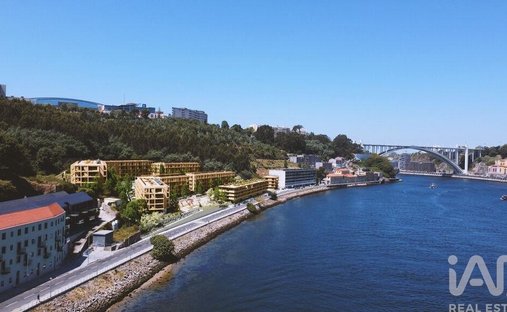 Apartment in Santa Marinha e Sao Pedro da Afurada, Porto District, Portugal 1