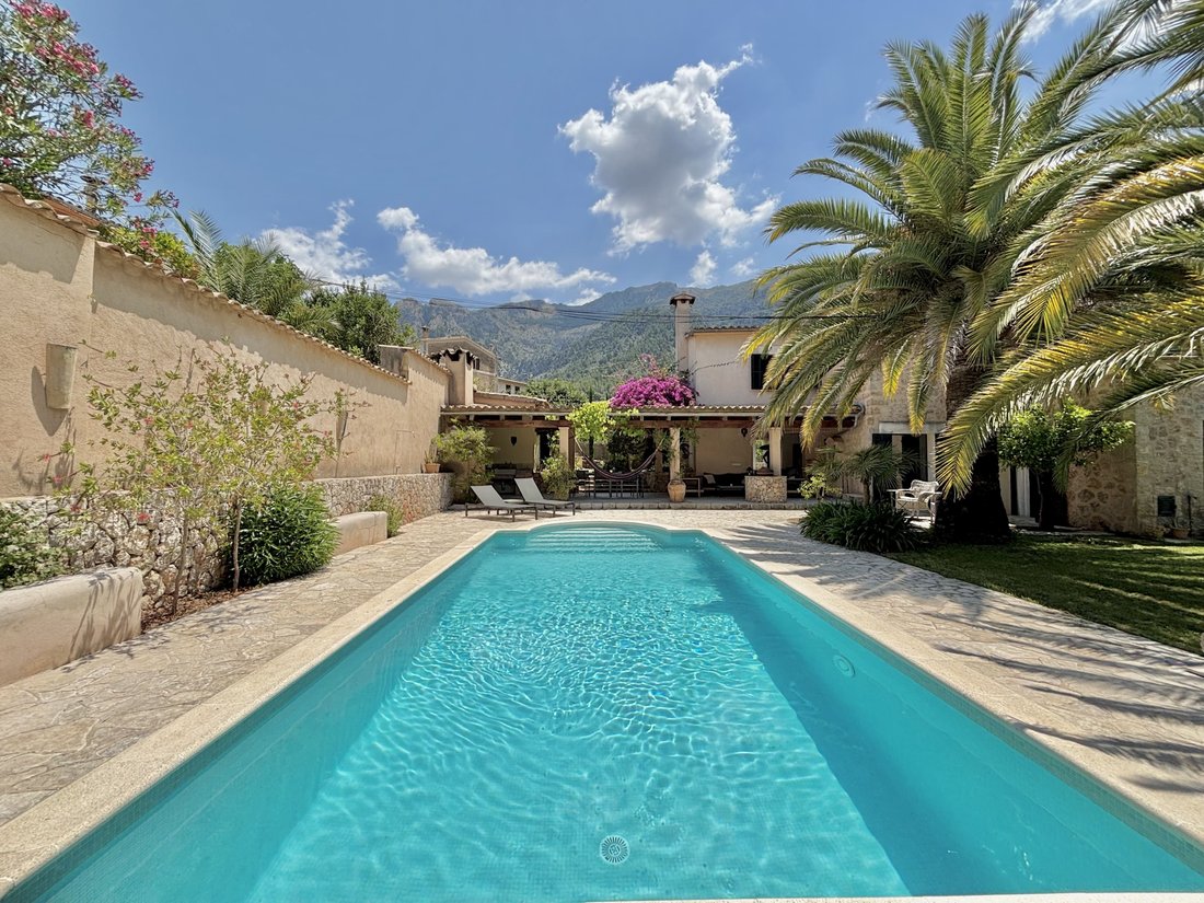 Villa in Soller, Balearic Islands, Spain 1 - 18126709