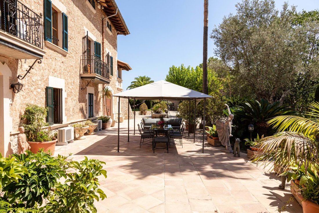 Villa in Santa Maria del Cami, Balearic Islands, Spain 3 - 18126749