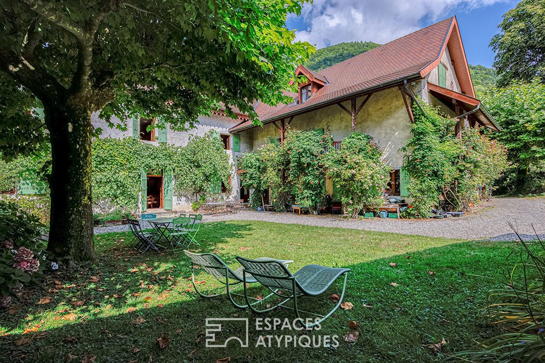 Villa in Menthon-Saint-Bernard, Auvergne-Rhône-Alpes, France 1 - 18126504