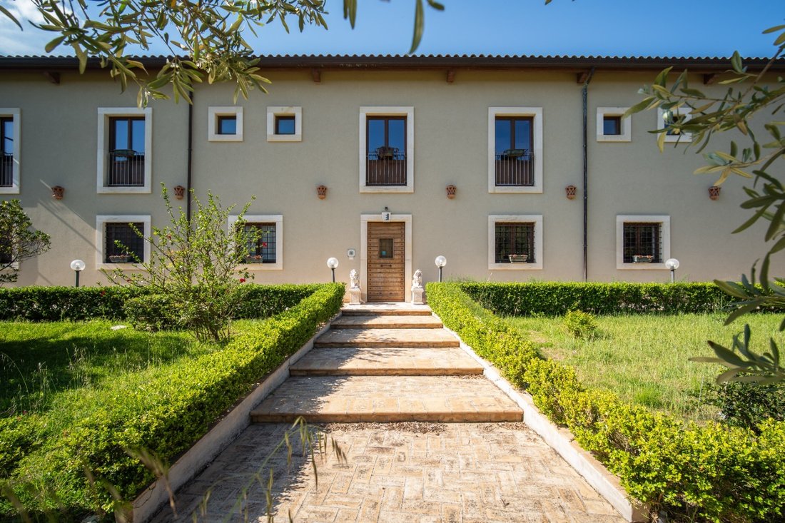 Country House in Barcellona Pozzo di Gotto, Sicily, Italy 4 - 17038514