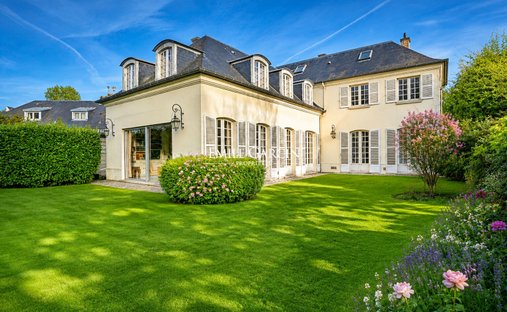 Villa en Dominio Nacional del Castillo, Versalles, Francia 1