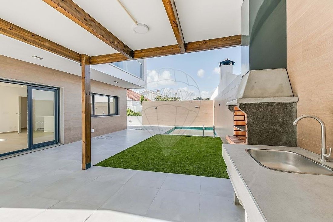 Villa in Vialonga, Lisbon, Portugal 4 - 18126759