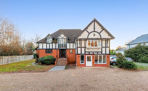 House in Bray, England 1