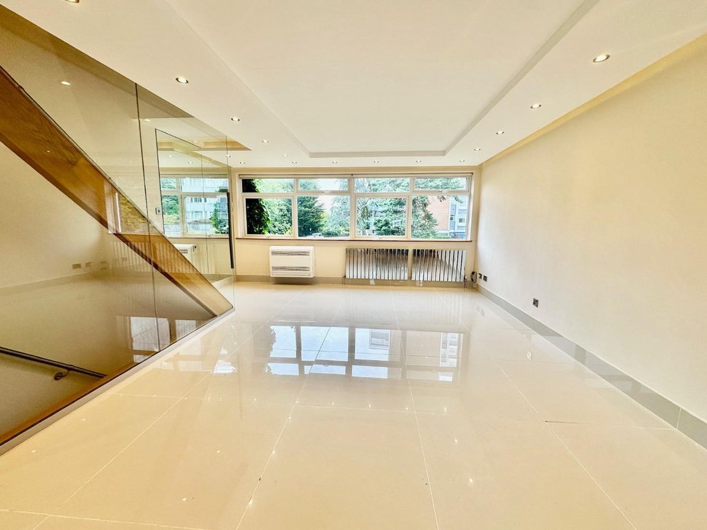 House in West Ealing, Ealing, England 2 - 18126586