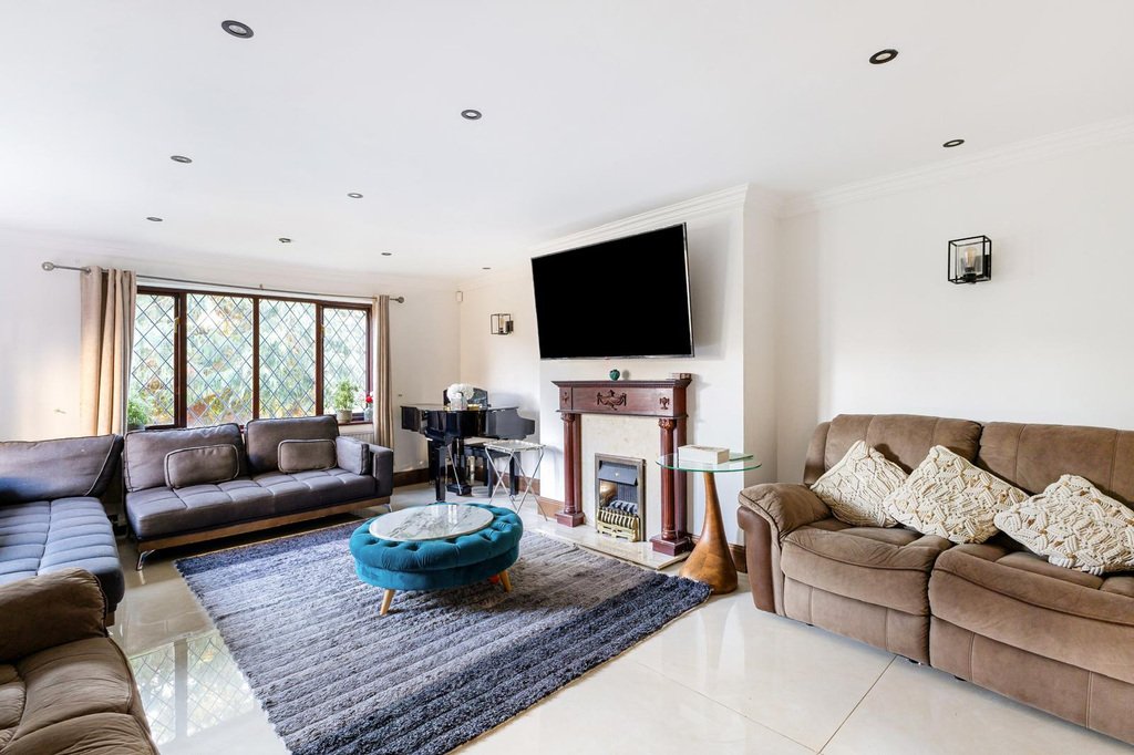 House in Bray, England 3 - 18126577