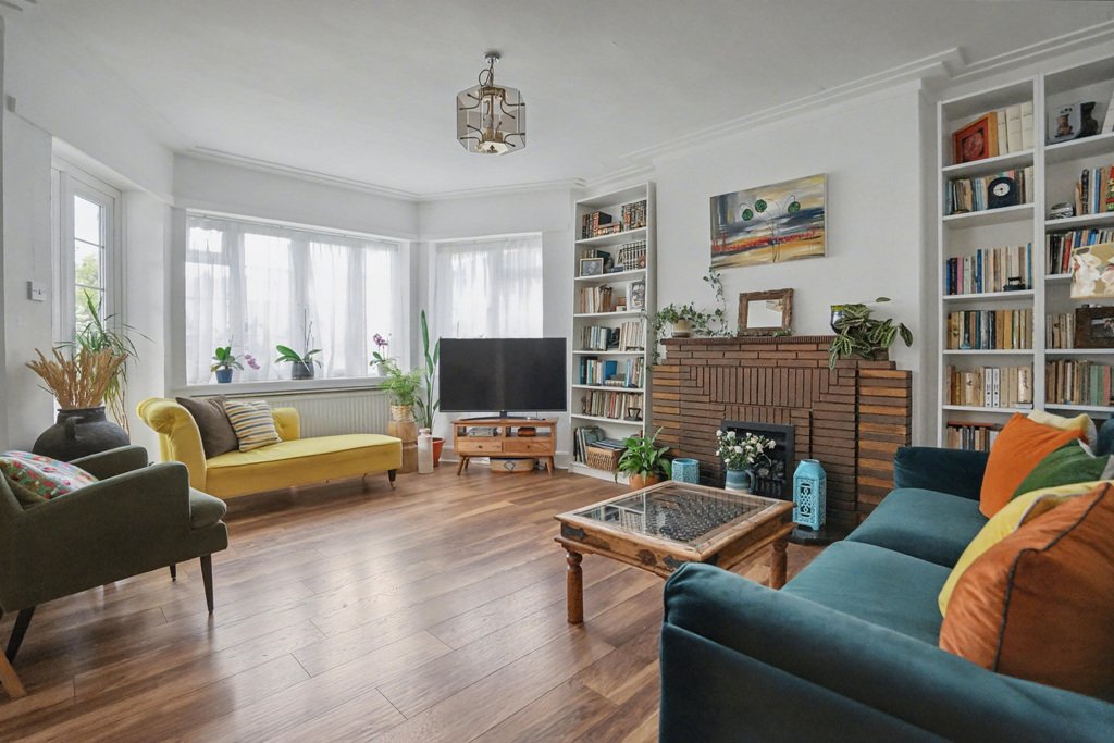 Apartment in West Ealing, Ealing, England 1 - 18126529