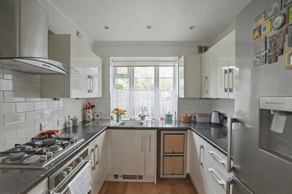 Apartment in West Ealing, Ealing, England 4 - 18126529