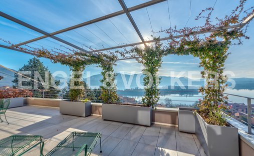 Villa a Civate, Lombardia, Italia 1