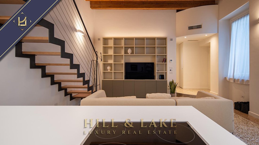 Apartment in Center, Verona, Veneto 1 - 18126338