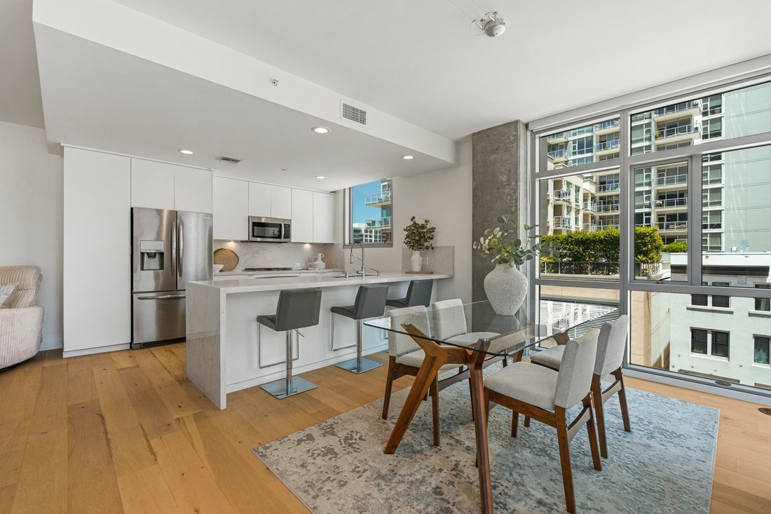 Condo in San Diego, California, United States 2 - 18127132