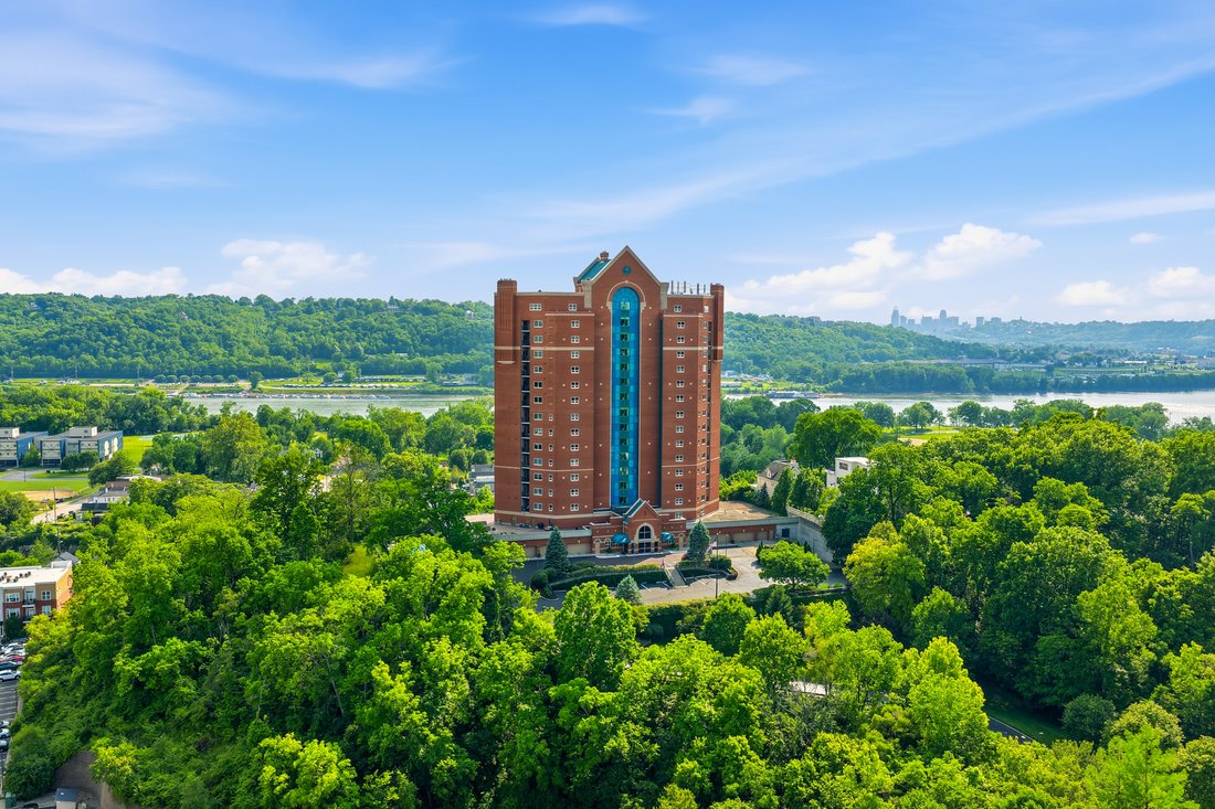 Condo in Cincinnati, Ohio, United States 1 - 18126878