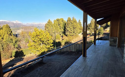 House in San Martín de los Andes, Neuquen, Argentina 1