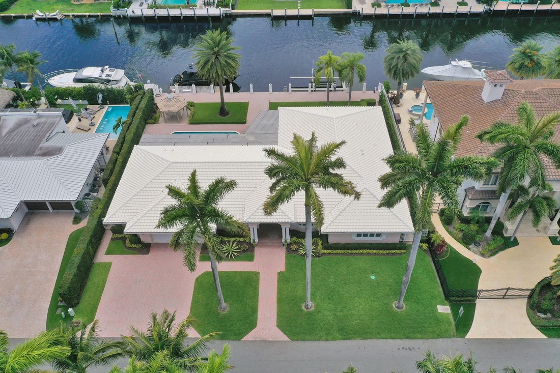 Fort Lauderdale, Florida, United States 2 - 18127002