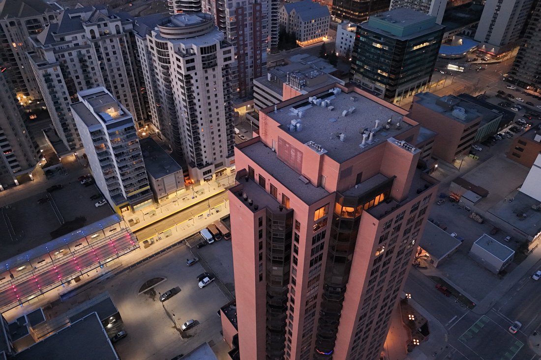 Condo in Calgary, Alberta, Canada 2 - 18127141