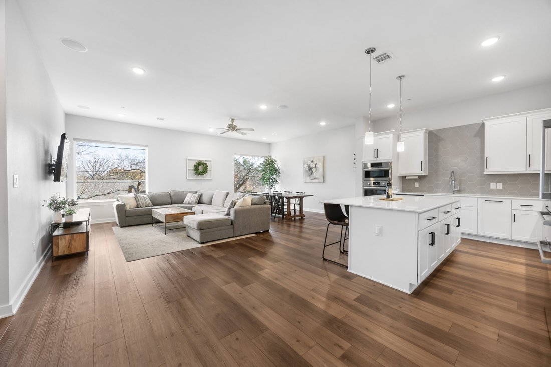 Condo in Austin, Texas, United States 5 - 18126858