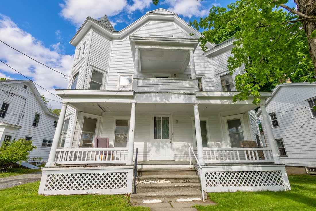 Hudson, New York, United States 4 - 18126875