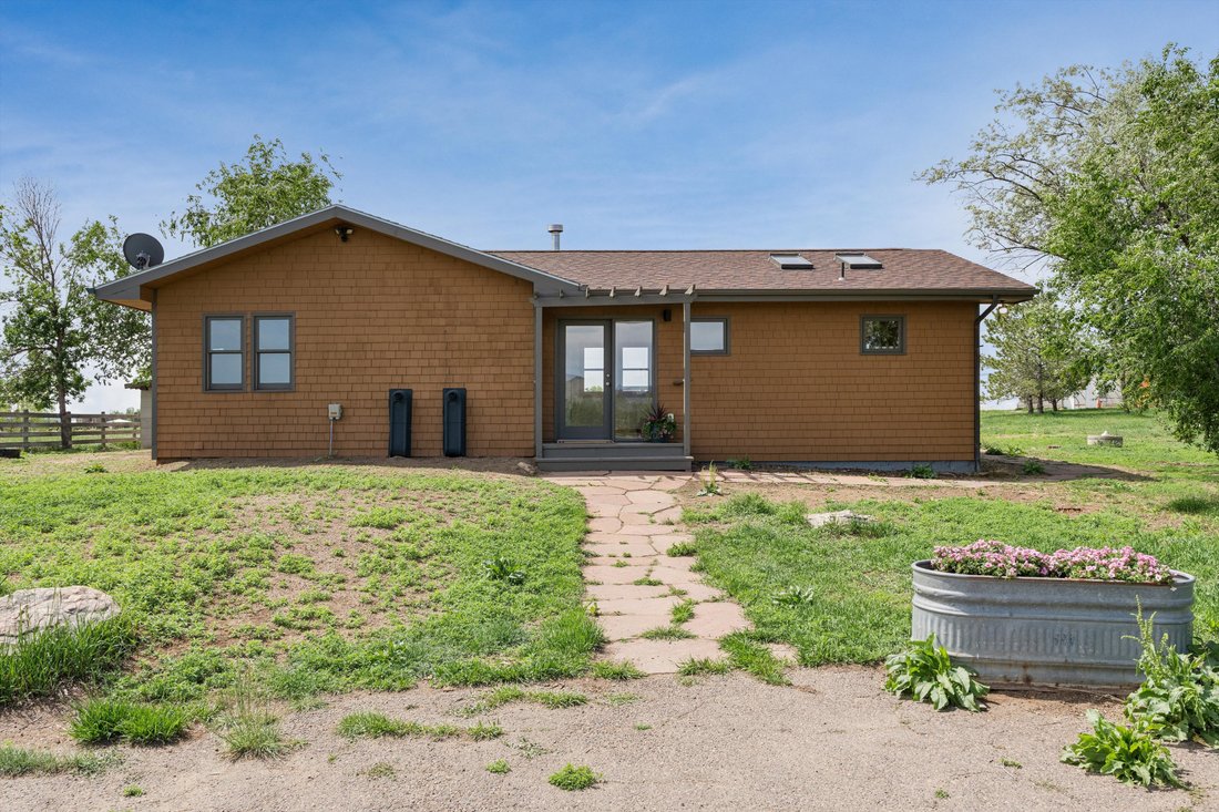 Longmont, Colorado, United States 2 - 18126884