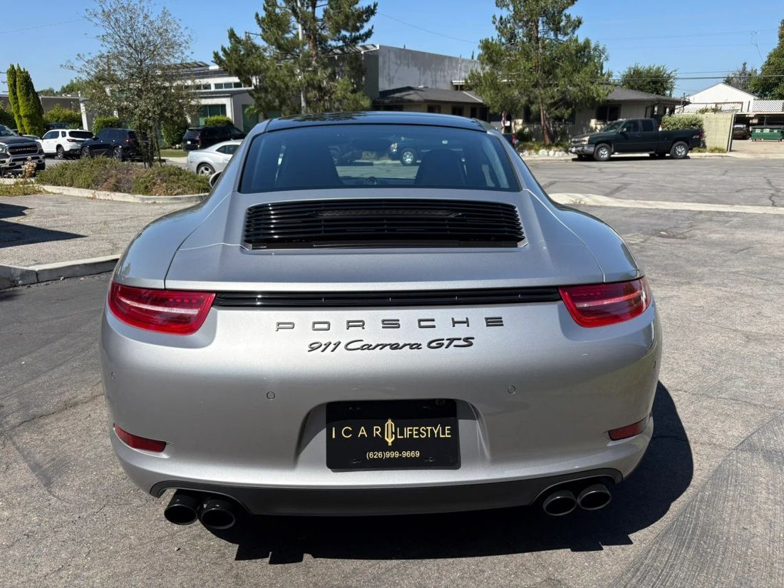 Coupe in Arcadia, CA, United States 5 - 18133887