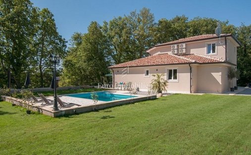 House in Tinjan, Istria County, Croatia 1