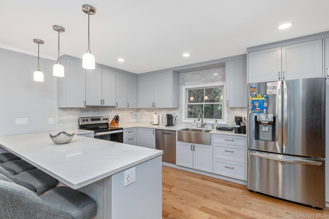 House in East Quogue, New York, United States 2 - 18127475