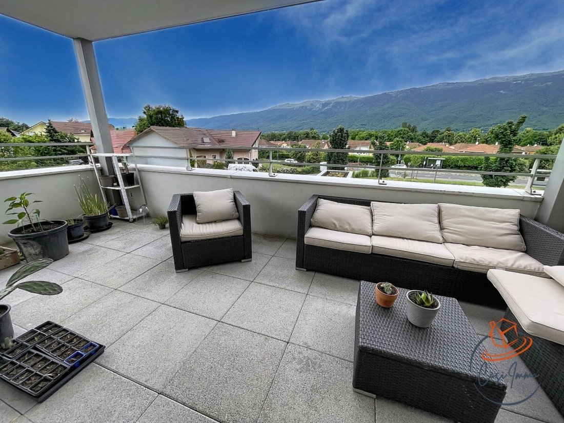 Apartment in Ouest, Saint-Genis-Pouilly, France 2 - 18132353