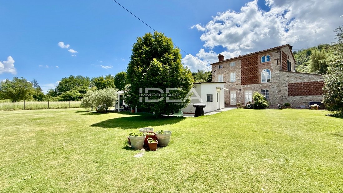 Villa in Verciano, Capannori, Tuscany 3 - 18130124