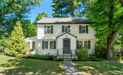 House in Newton, Massachusetts, United States 1