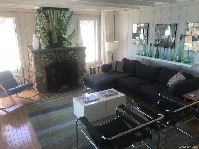 House in Yaphank, New York, United States 3 - 18131687