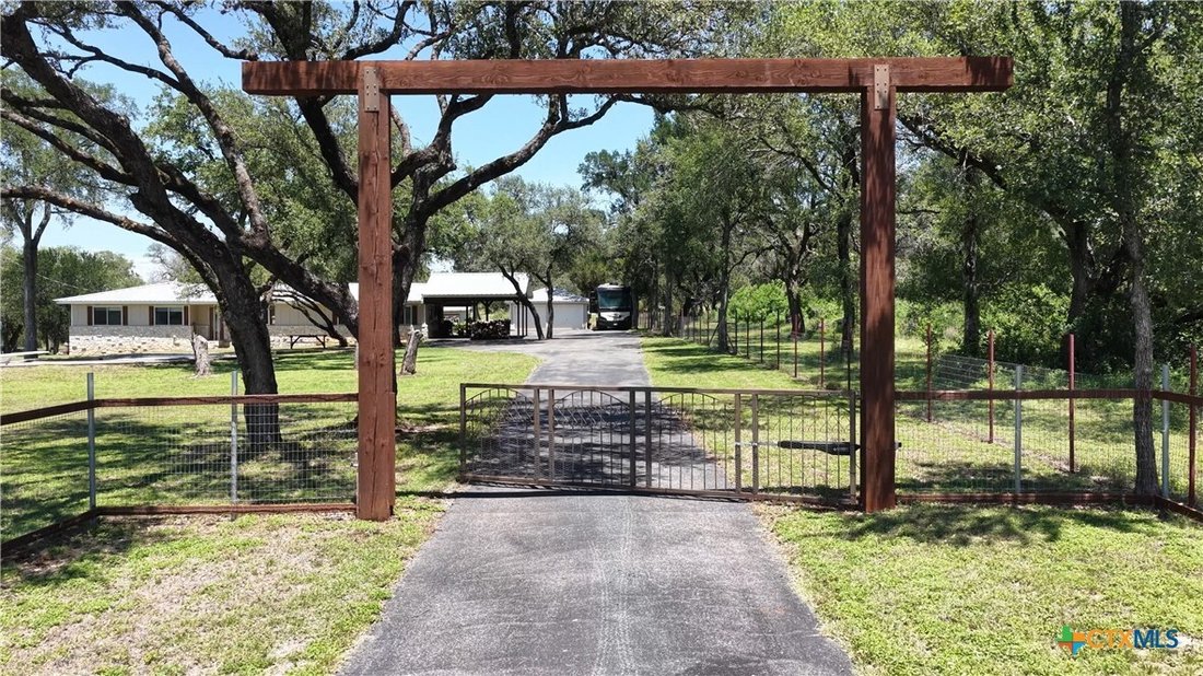 House in New Braunfels, Texas, United States 1 - 18132252
