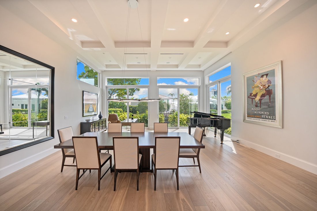 Naples, Florida, United States 4 - 17372456