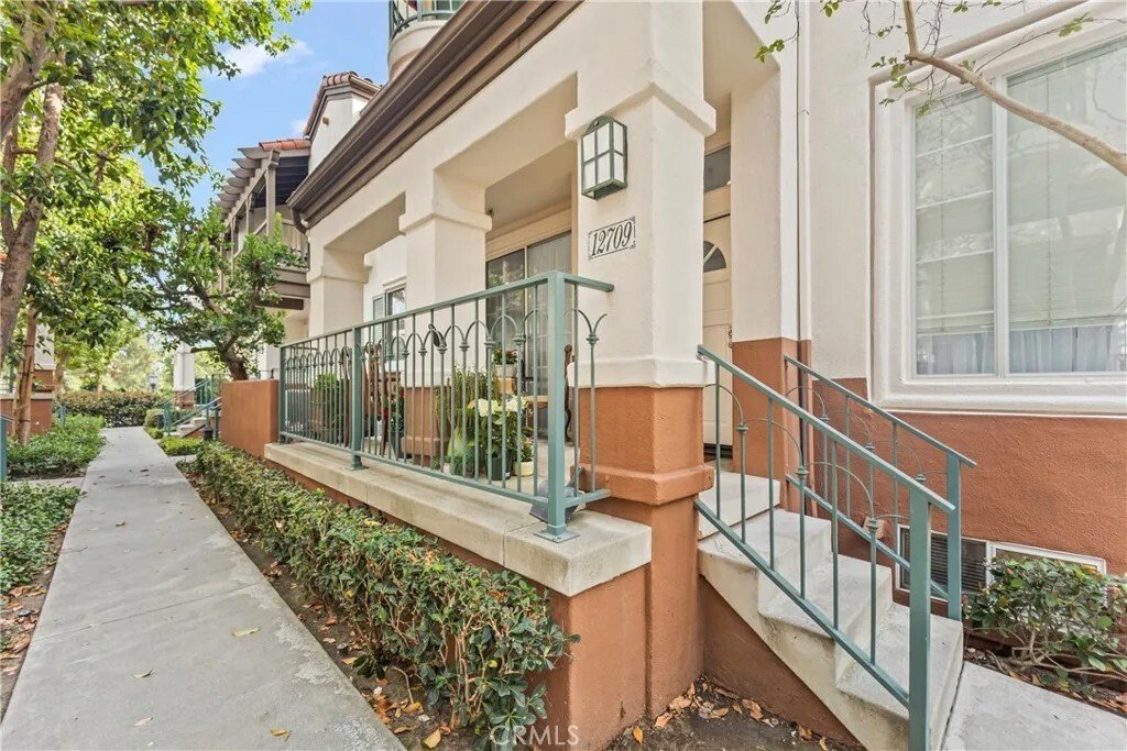 Townhouse in Tustin, California, United States 1 - 18127893