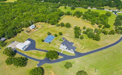 House in Gordonville, Texas, United States 1