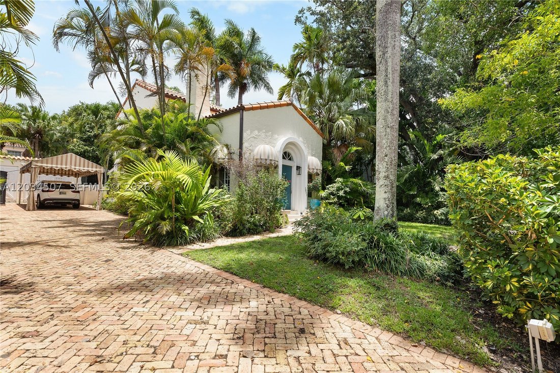 House in Miami, Florida, United States 3 - 18128063
